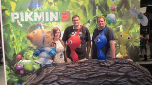 Bemused con-goers.  I mean, wouldn't you be bemused if you were reduced to the size of a Pikmin??